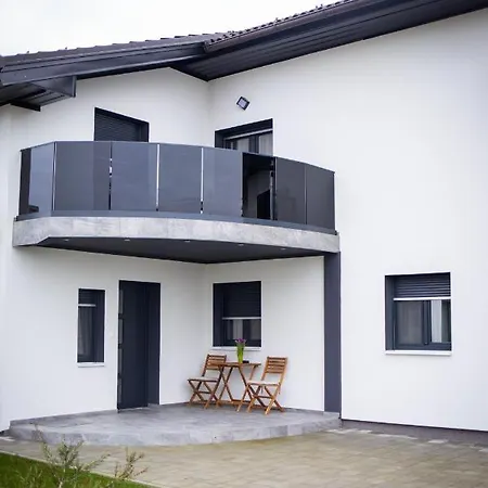 Villa Spa Heaven Novska Exterior photo